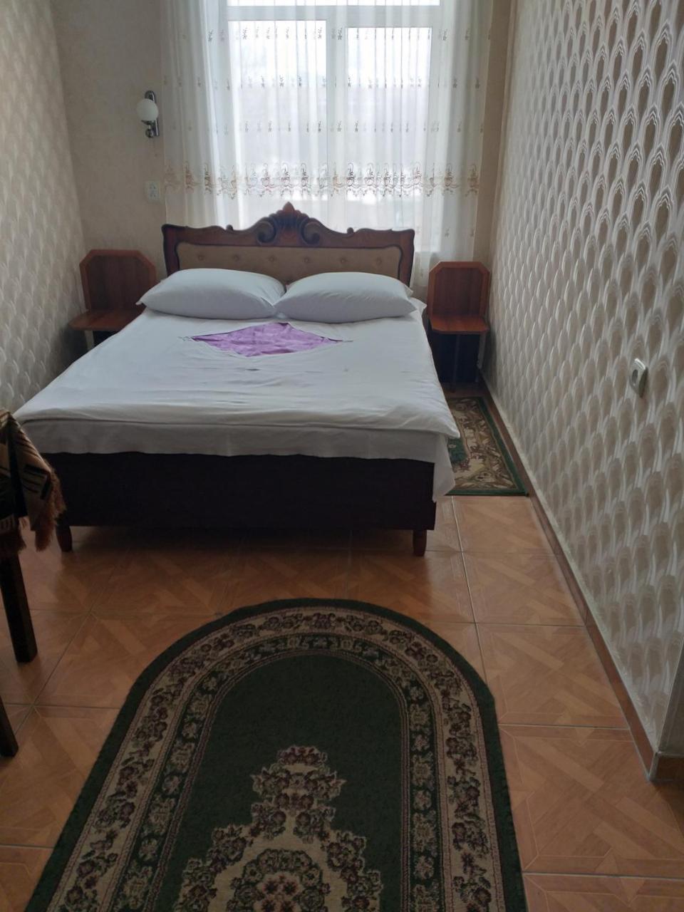 Dina Hotel Sisian Exterior photo